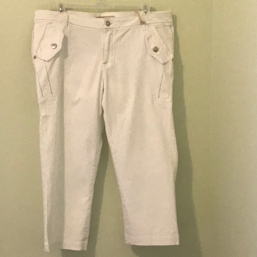 Brand new white hip huggers capris